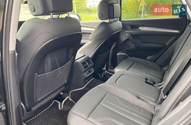 Позашляховик / Кросовер Audi Q5 2023 в 