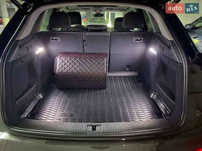 Внедорожник / Кроссовер Audi Q5 2023 в Львове