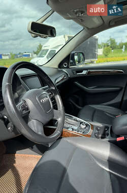Внедорожник / Кроссовер Audi Q5 2011 в 