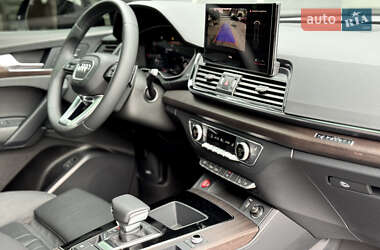 Внедорожник / Кроссовер Audi Q5 2023 в 