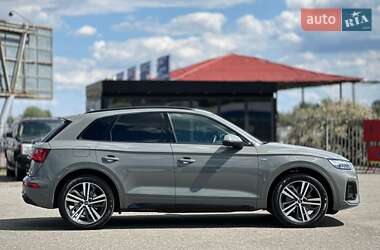 Внедорожник / Кроссовер Audi Q5 2022 в 