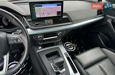 Внедорожник / Кроссовер Audi Q5 2022 в 