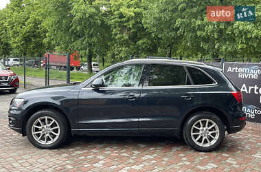Внедорожник / Кроссовер Audi Q5 2012 в 