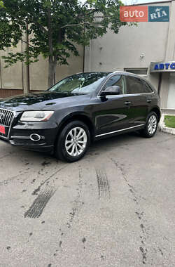 Внедорожник / Кроссовер Audi Q5 2016 в 