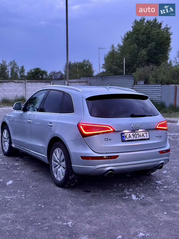 Внедорожник / Кроссовер Audi Q5 2012 в Киеве