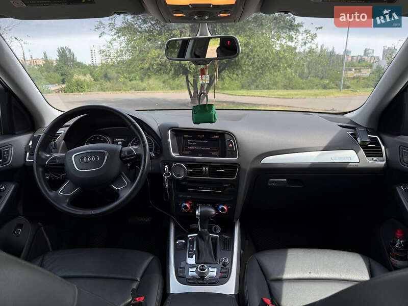 Позашляховик / Кросовер Audi Q5 2013 в Кривому Розі