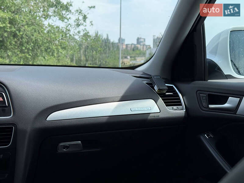Позашляховик / Кросовер Audi Q5 2013 в Кривому Розі