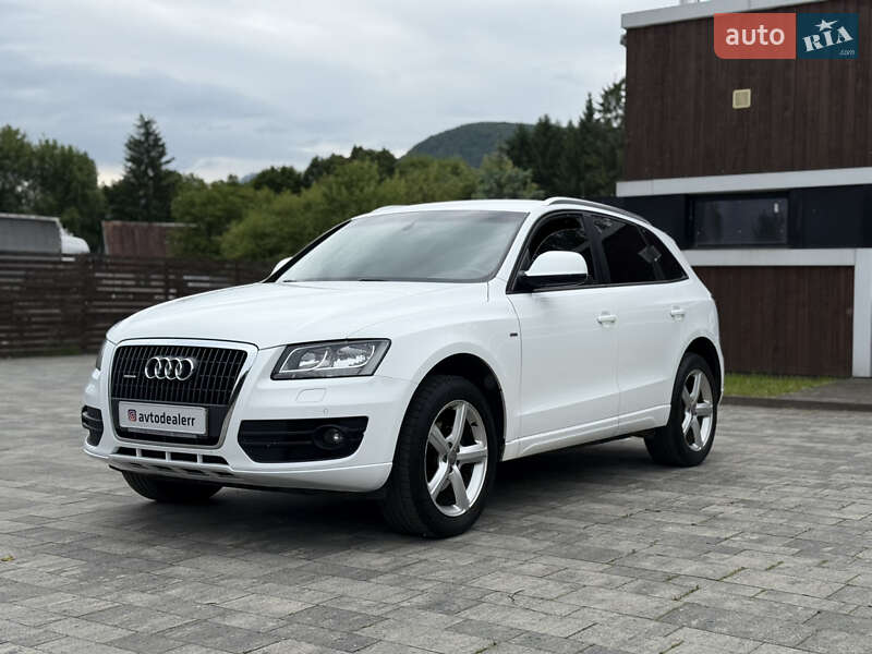Внедорожник / Кроссовер Audi Q5 2012 в Тячеве