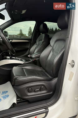 Внедорожник / Кроссовер Audi Q5 2012 в 