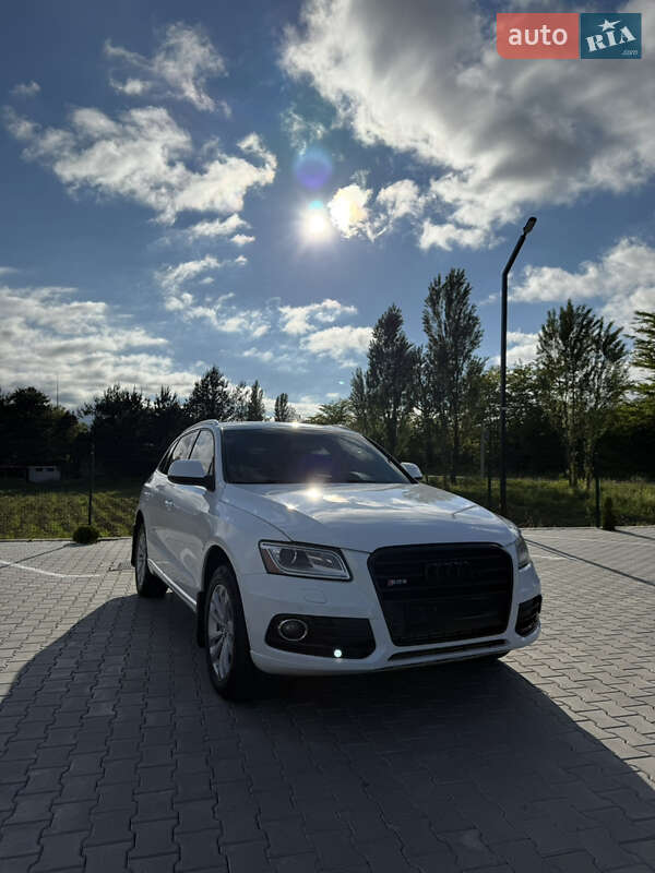 Внедорожник / Кроссовер Audi Q5 2014 в Виноградове