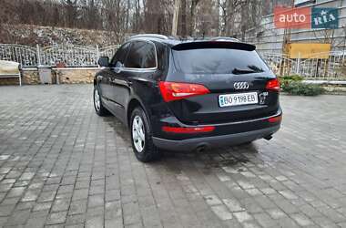 Внедорожник / Кроссовер Audi Q5 2011 в 