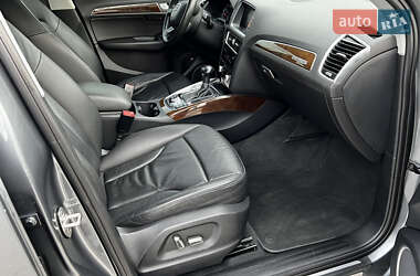 Внедорожник / Кроссовер Audi Q5 2015 в 