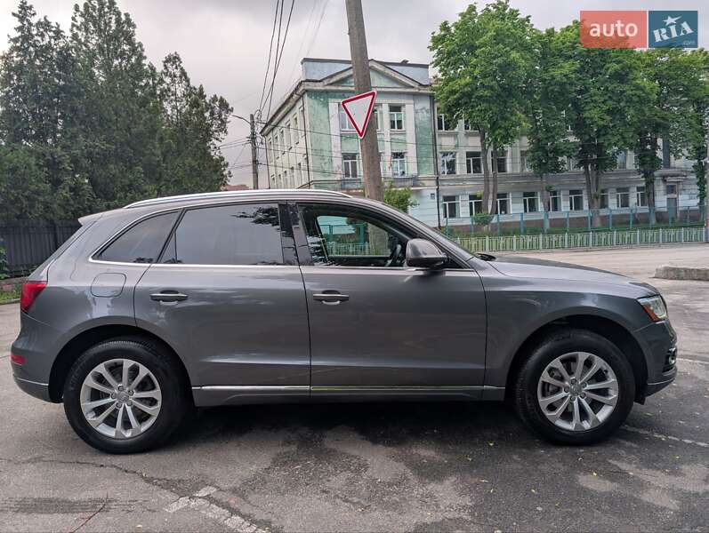 Внедорожник / Кроссовер Audi Q5 2015 в Киеве