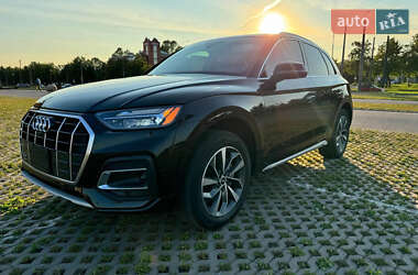 Внедорожник / Кроссовер Audi Q5 2021 в 