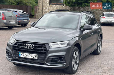 Внедорожник / Кроссовер Audi Q5 2020 в 