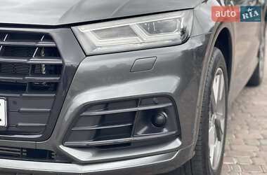 Внедорожник / Кроссовер Audi Q5 2020 в 