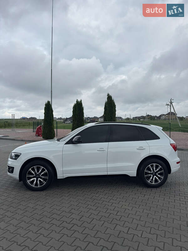 Внедорожник / Кроссовер Audi Q5 2012 в Ровно