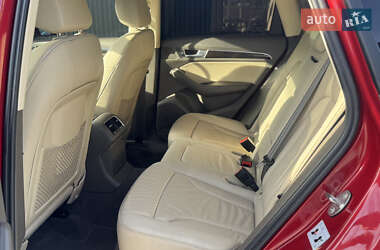 Позашляховик / Кросовер Audi Q5 2014 в 