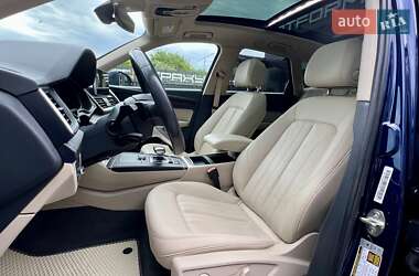 Позашляховик / Кросовер Audi Q5 2017 в 