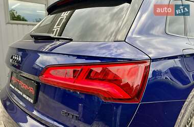 Позашляховик / Кросовер Audi Q5 2017 в 