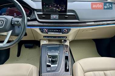Позашляховик / Кросовер Audi Q5 2017 в 