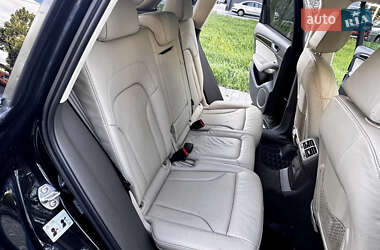 Внедорожник / Кроссовер Audi Q5 2015 в 
