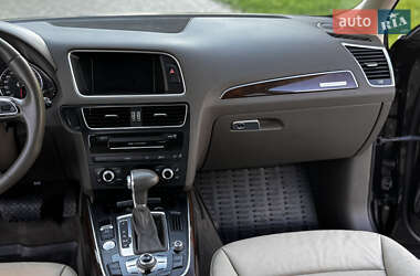 Внедорожник / Кроссовер Audi Q5 2015 в 