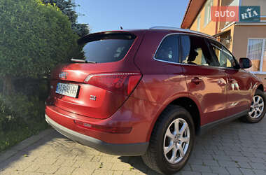 Внедорожник / Кроссовер Audi Q5 2011 в 