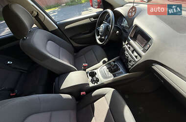 Внедорожник / Кроссовер Audi Q5 2011 в 