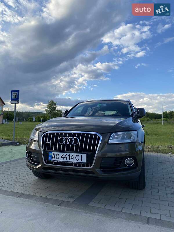 Внедорожник / Кроссовер Audi Q5 2014 в Мукачево