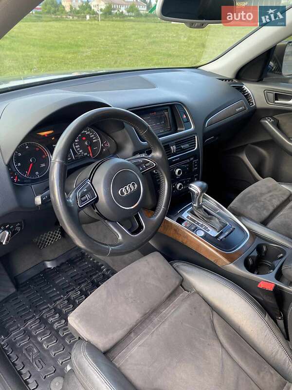 Внедорожник / Кроссовер Audi Q5 2014 в Мукачево