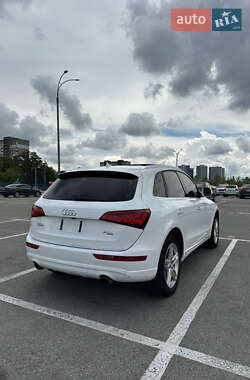 Позашляховик / Кросовер Audi Q5 2014 в 