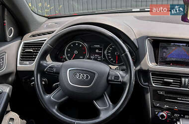 Внедорожник / Кроссовер Audi Q5 2015 в 