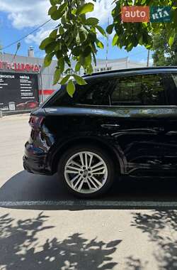 Внедорожник / Кроссовер Audi Q5 2017 в 