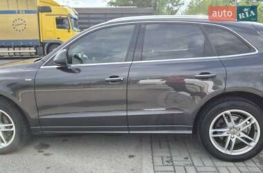 Внедорожник / Кроссовер Audi Q5 2016 в 