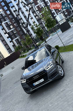 Внедорожник / Кроссовер Audi Q5 2019 в 