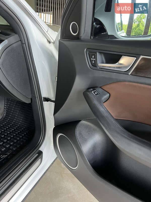 Внедорожник / Кроссовер Audi Q5 2015 в Харькове