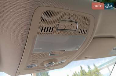 Позашляховик / Кросовер Audi Q5 2016 в 
