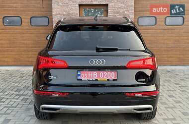 Внедорожник / Кроссовер Audi Q5 2020 в 