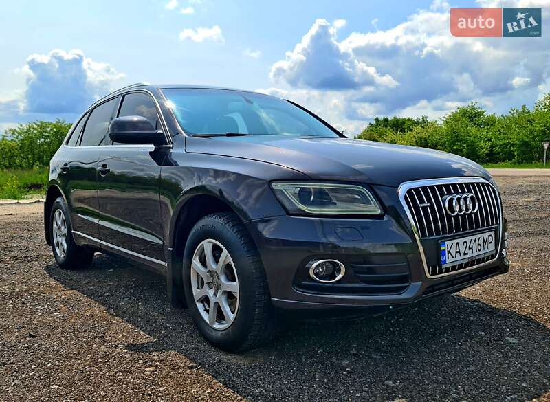 Позашляховик / Кросовер Audi Q5 2013 в 