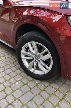 Внедорожник / Кроссовер Audi Q5 2020 в 
