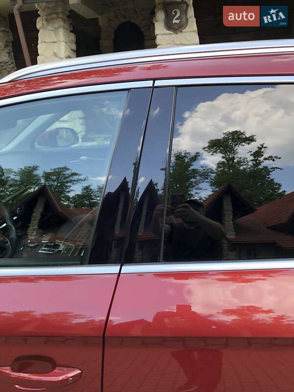 Внедорожник / Кроссовер Audi Q5 2020 в Львове