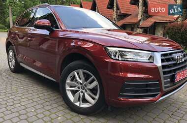 Внедорожник / Кроссовер Audi Q5 2020 в 