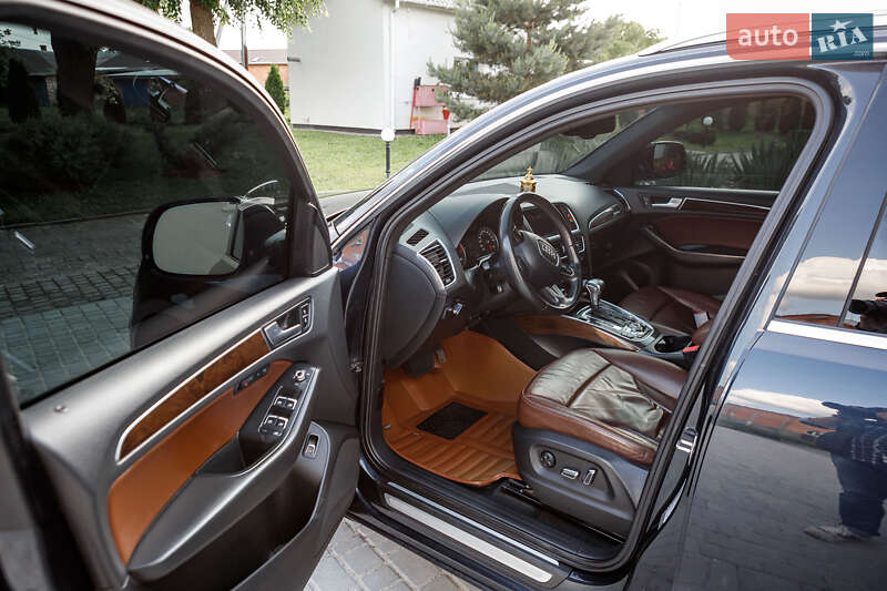 Внедорожник / Кроссовер Audi Q5 2012 в Баре