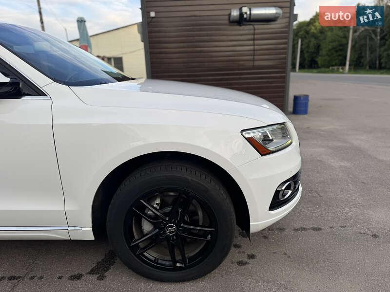 Позашляховик / Кросовер Audi Q5 2017 в Умані