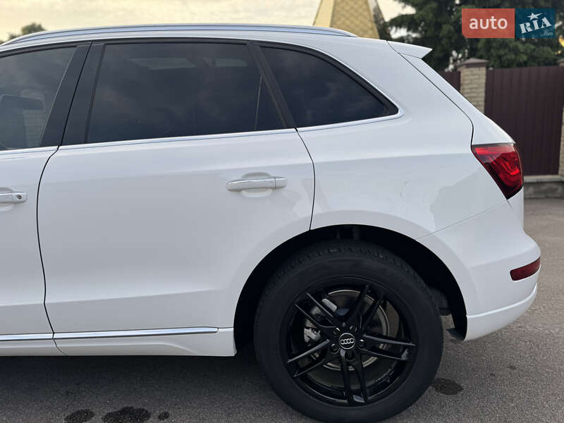 Позашляховик / Кросовер Audi Q5 2017 в Умані