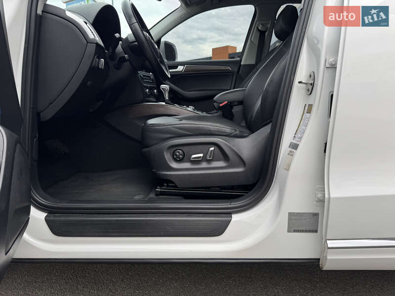 Позашляховик / Кросовер Audi Q5 2017 в Умані