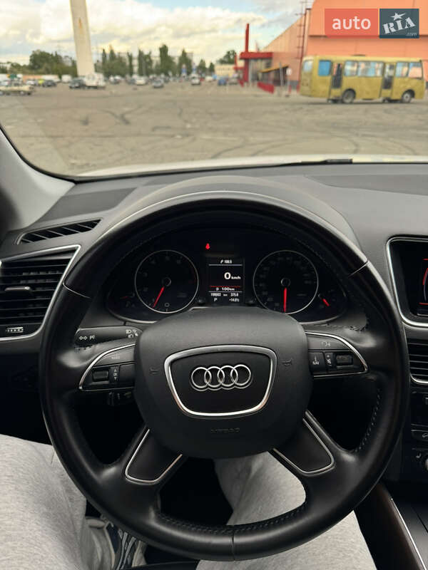 Позашляховик / Кросовер Audi Q5 2017 в Умані