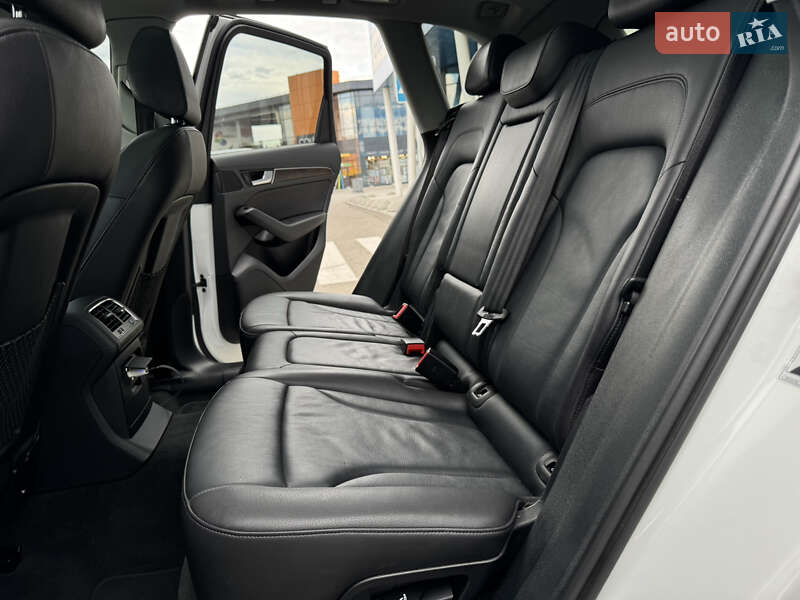 Позашляховик / Кросовер Audi Q5 2017 в Умані