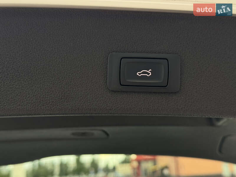 Позашляховик / Кросовер Audi Q5 2017 в Умані